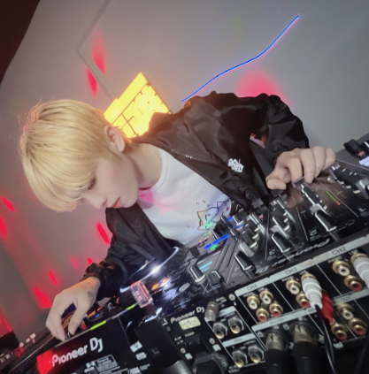 DJ-King-Bootleg复古VANAhouse
